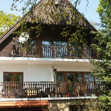 Apartment Rianas Utca Palkove *